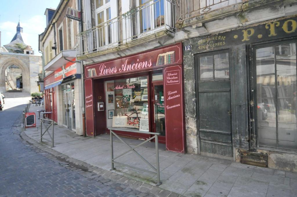 Le Passage La Charité-sur-Loire Exterior foto