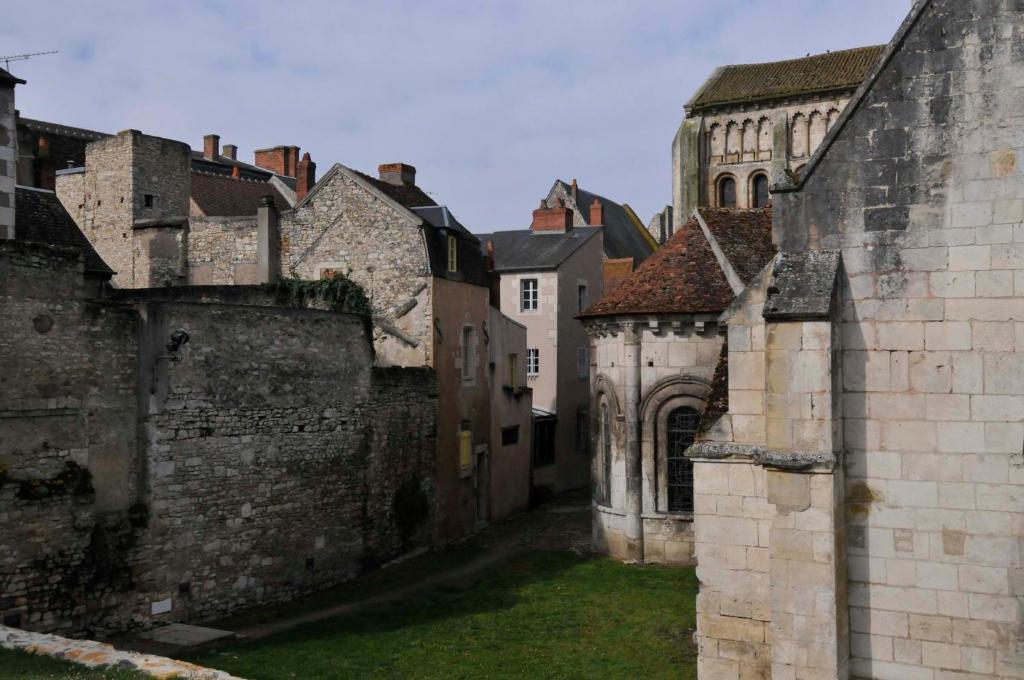 Le Passage La Charité-sur-Loire Exterior foto